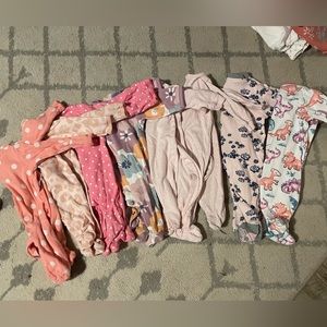 Set of 8 sleep and plays